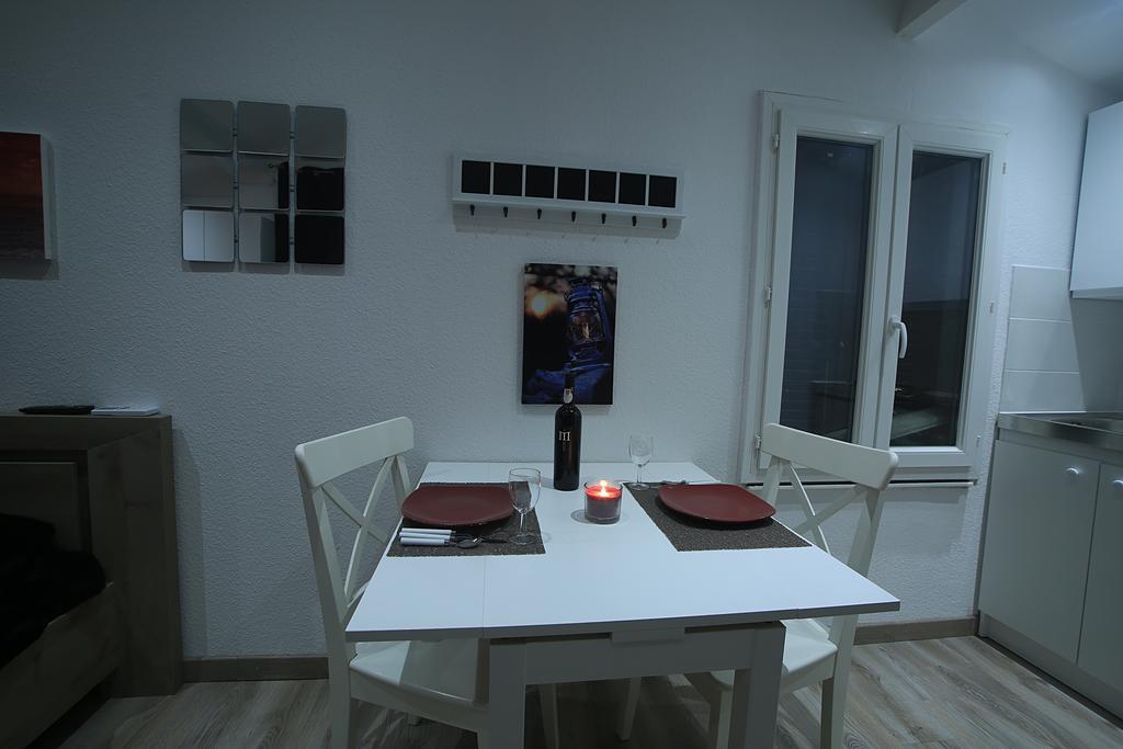 Fp La Cigale Apartment Camaret-sur-Aigues Bagian luar foto